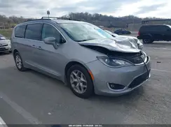 2C4RC1BGXHR816004 2017 CHRYSLER PACIFICA