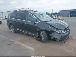 2C4RC1BGXHR820277 2017 CHRYSLER PACIFICA