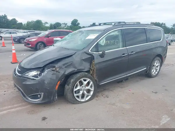 2C4RC1BGXHR820277 2017 CHRYSLER PACIFICA - Image 2
