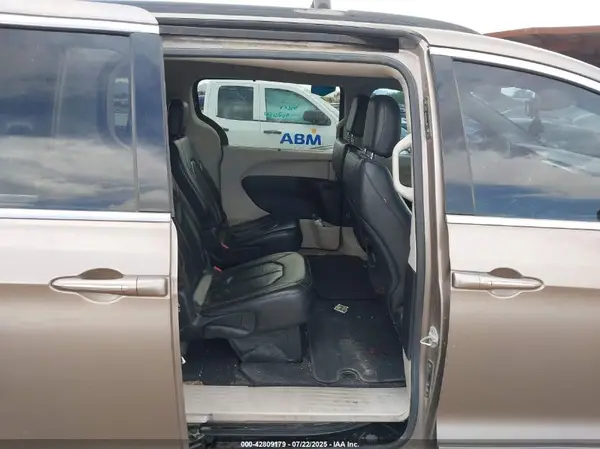 2C4RC1BGXHR822952 2017 CHRYSLER PACIFICA - Image 8