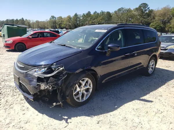2C4RC1BGXHR823714 2017 CHRYSLER PACIFICA - Image 1