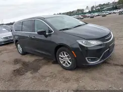 2C4RC1BGXHR824216 2017 CHRYSLER PACIFICA