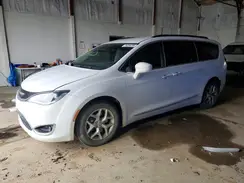 2C4RC1BGXHR832400 2017 CHRYSLER PACIFICA