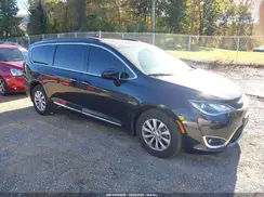 2C4RC1BGXHR835894 2017 CHRYSLER PACIFICA