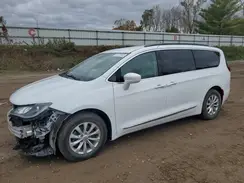 2C4RC1BGXHR837516 2017 CHRYSLER PACIFICA