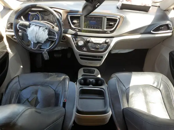 2C4RC1BGXJR110253 2018 CHRYSLER PACIFICA - Image 8