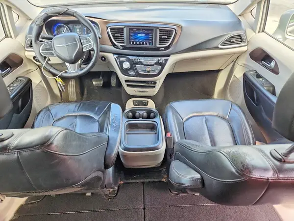 2C4RC1BGXJR112200 2018 CHRYSLER PACIFICA - Image 8