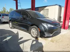 2C4RC1BGXJR115338 2018 CHRYSLER PACIFICA