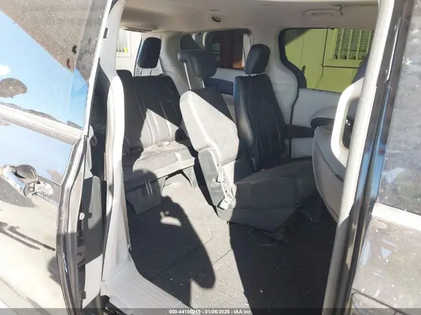 2C4RC1BGXJR115338 2018 CHRYSLER PACIFICA - Image 8