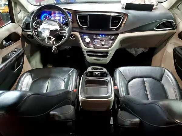 2C4RC1BGXJR116182 2018 CHRYSLER PACIFICA - Image 8