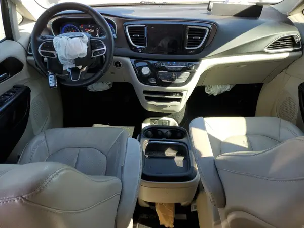 2C4RC1BGXJR117302 2018 CHRYSLER PACIFICA - Image 8