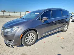 2C4RC1BGXJR117963 2018 CHRYSLER PACIFICA