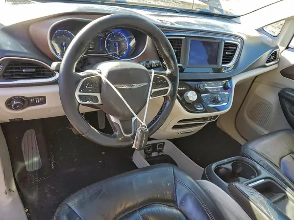 2C4RC1BGXJR118997 2018 CHRYSLER PACIFICA - Image 8