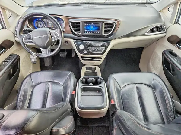 2C4RC1BGXJR119048 2018 CHRYSLER PACIFICA - Image 8