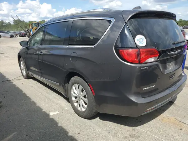 2C4RC1BGXJR119311 2018 CHRYSLER PACIFICA - Image 2