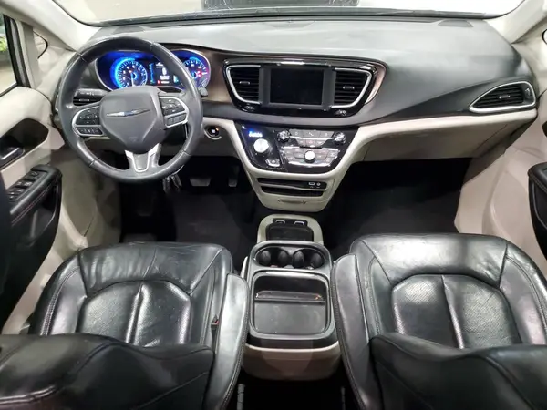 2C4RC1BGXJR120488 2018 CHRYSLER PACIFICA - Image 8
