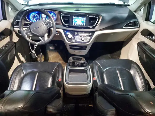 2C4RC1BGXJR123231 2018 CHRYSLER PACIFICA - Image 8