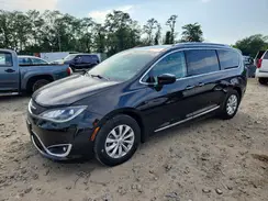 2C4RC1BGXJR124329 2018 CHRYSLER PACIFICA