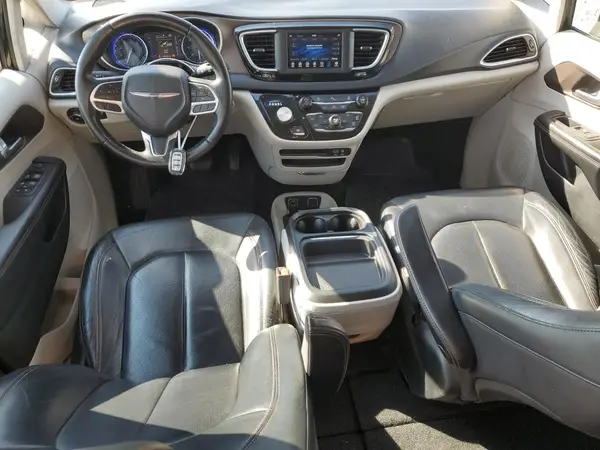 2C4RC1BGXJR127327 2018 CHRYSLER PACIFICA - Image 8