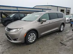 2C4RC1BGXJR127697 2018 CHRYSLER PACIFICA