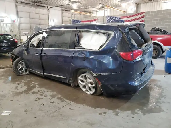 2C4RC1BGXJR127957 2018 CHRYSLER PACIFICA - Image 2