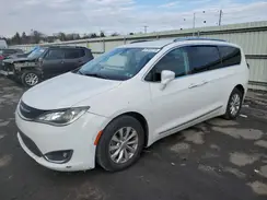 2C4RC1BGXJR131734 2018 CHRYSLER PACIFICA