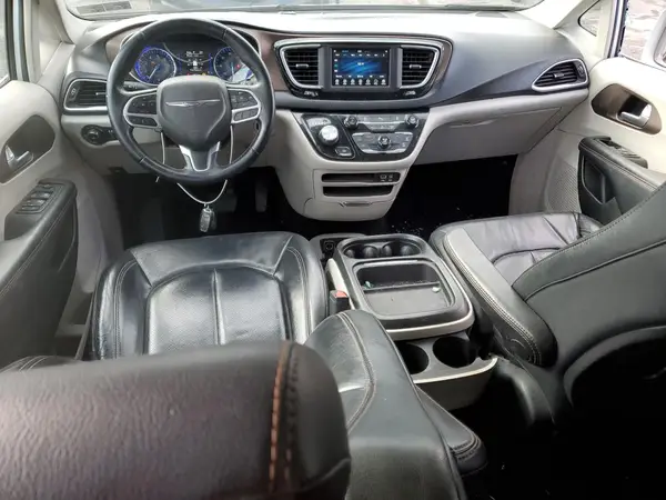 2C4RC1BGXJR131734 2018 CHRYSLER PACIFICA - Image 8