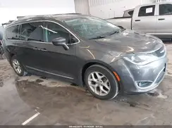 2C4RC1BGXJR139591 2018 CHRYSLER PACIFICA