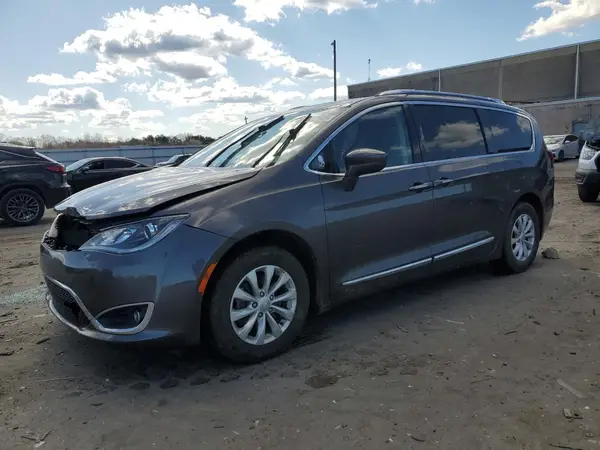 2C4RC1BGXJR142653 2018 CHRYSLER PACIFICA - Image 1