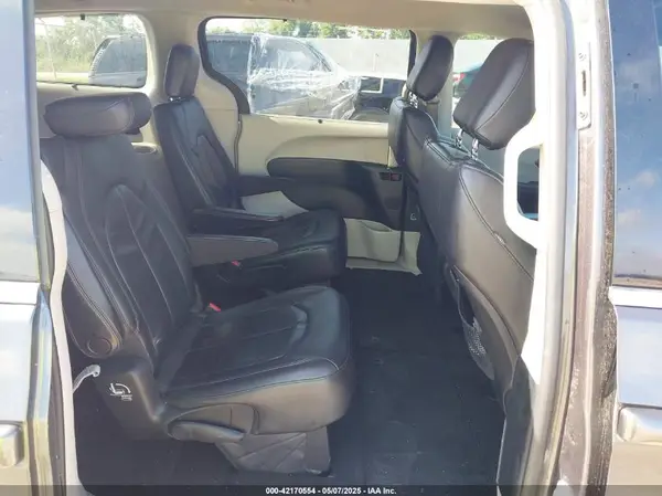 2C4RC1BGXJR144032 2018 CHRYSLER PACIFICA - Image 8