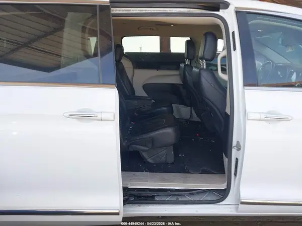 2C4RC1BGXJR144046 2018 CHRYSLER PACIFICA - Image 8