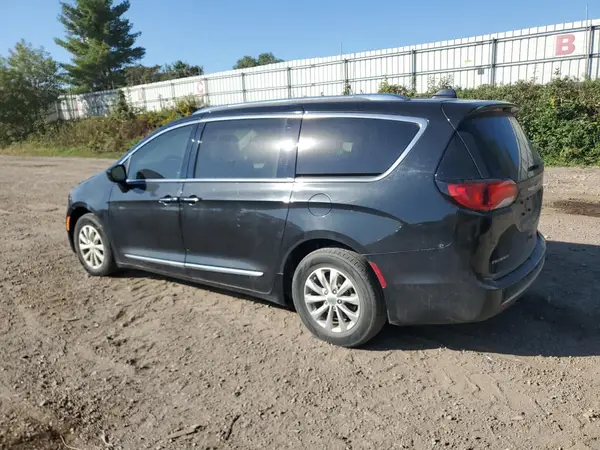 2C4RC1BGXJR144628 2018 CHRYSLER PACIFICA - Image 2