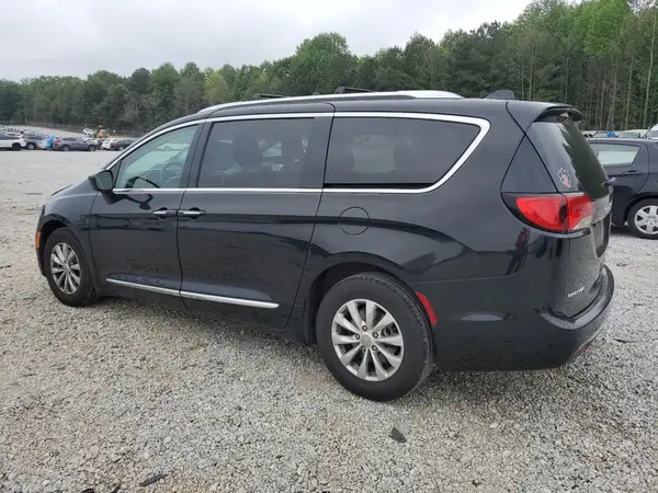 2C4RC1BGXJR149716 2018 CHRYSLER PACIFICA - Image 2