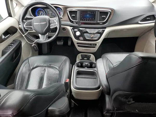 2C4RC1BGXJR149716 2018 CHRYSLER PACIFICA - Image 8