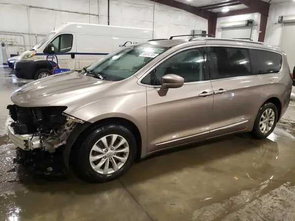 2C4RC1BGXJR153930 2018 CHRYSLER PACIFICA - Image 1