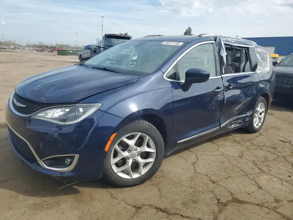 2C4RC1BGXJR157167 2018 CHRYSLER PACIFICA - Image 1