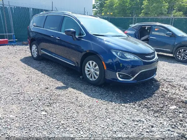 2C4RC1BGXJR194042 2018 CHRYSLER PACIFICA - Image 1
