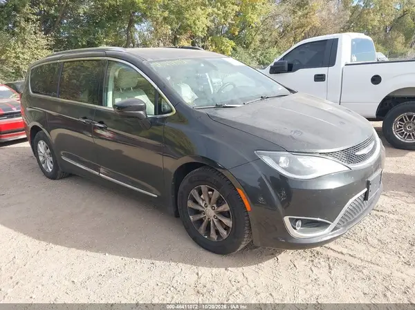 2C4RC1BGXJR194235 2018 CHRYSLER PACIFICA - Image 1