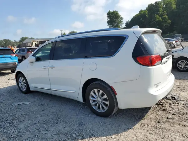 2C4RC1BGXJR211468 2018 CHRYSLER PACIFICA - Image 2