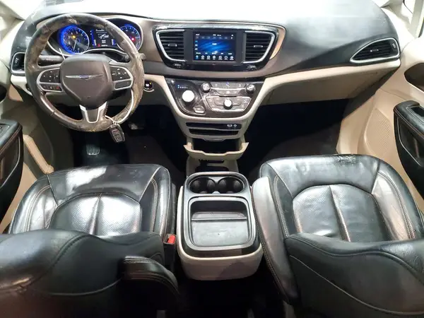 2C4RC1BGXJR212670 2018 CHRYSLER PACIFICA - Image 8