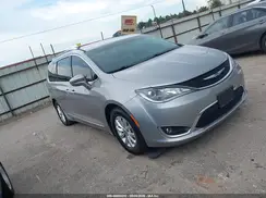 2C4RC1BGXJR216945 2018 CHRYSLER PACIFICA