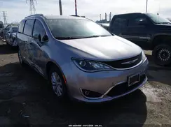 2C4RC1BGXJR217304 2018 CHRYSLER PACIFICA