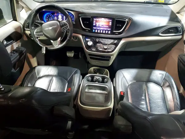 2C4RC1BGXJR233518 2018 CHRYSLER PACIFICA - Image 8