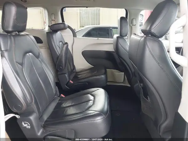 2C4RC1BGXJR246253 2018 CHRYSLER PACIFICA - Image 8