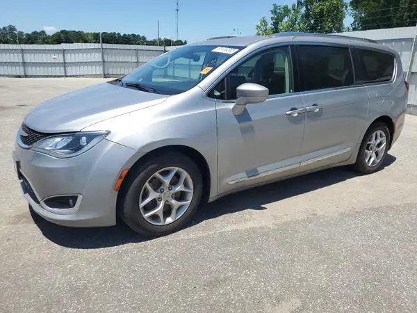 2C4RC1BGXJR311960 2018 CHRYSLER PACIFICA - Image 1