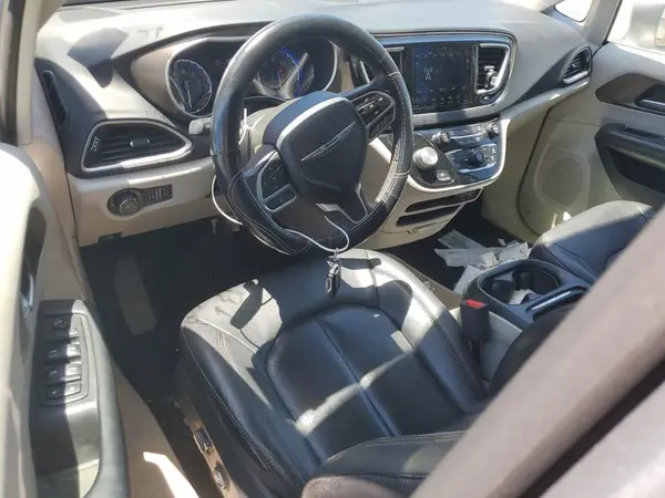 2C4RC1BGXJR311960 2018 CHRYSLER PACIFICA - Image 8