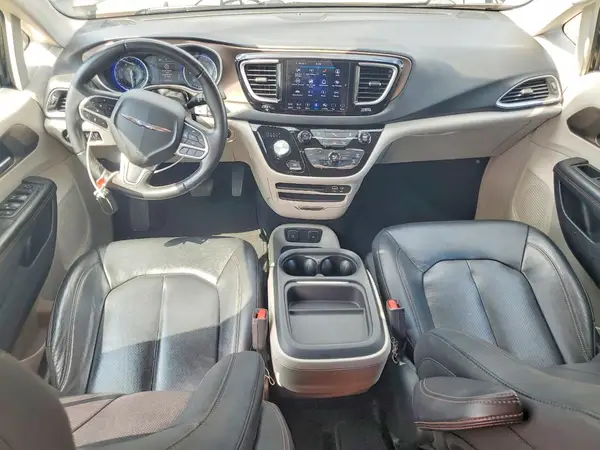 2C4RC1BGXJR317886 2018 CHRYSLER PACIFICA - Image 8