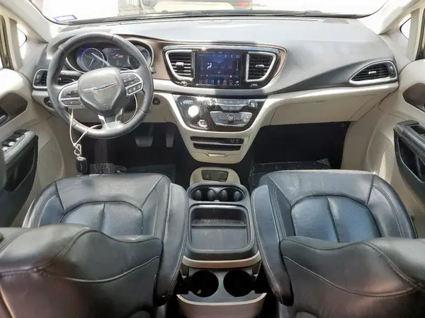 2C4RC1BGXJR351701 2018 CHRYSLER PACIFICA - Image 8