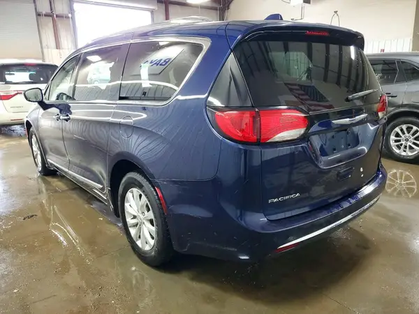 2C4RC1BGXKR507138 2019 CHRYSLER PACIFICA - Image 2