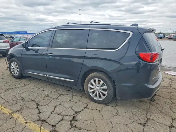 2C4RC1BGXKR526207 2019 CHRYSLER PACIFICA - Image 2